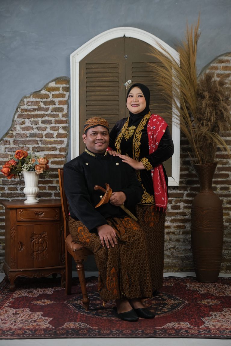 undangan online 1 - ISTI UMAYRA