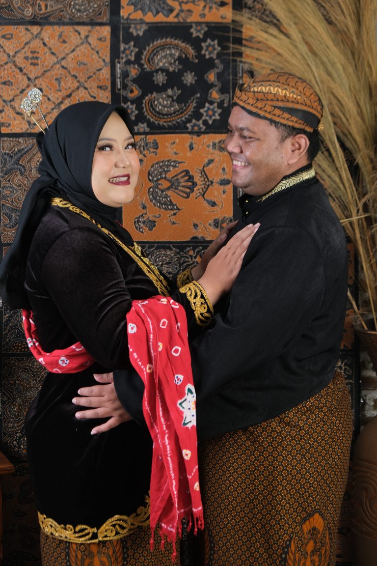 undangan online 5 - ISTI UMAYRA